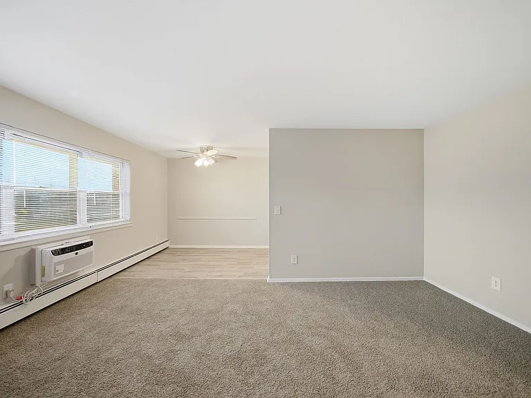 1 Dahnerts Park Ln #6 — Photo 2