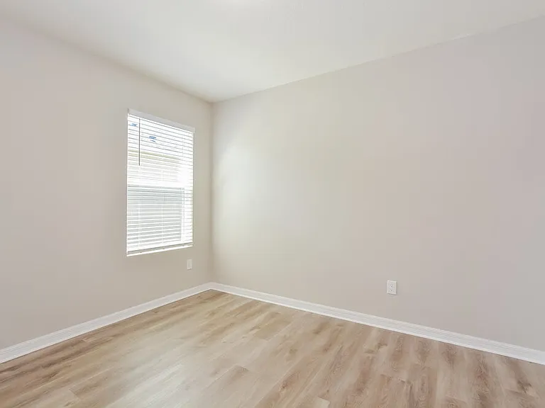 3905 Crimson Clover Dr — Photo 18