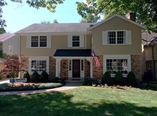 749 E Lexington Blvd, Whitefish Bay, WI 53217
