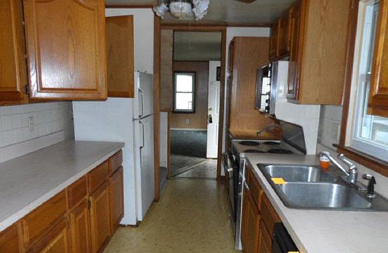 5th image of 615 W Charles Ct