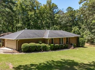 131 Hilltop Cir, Macon, GA