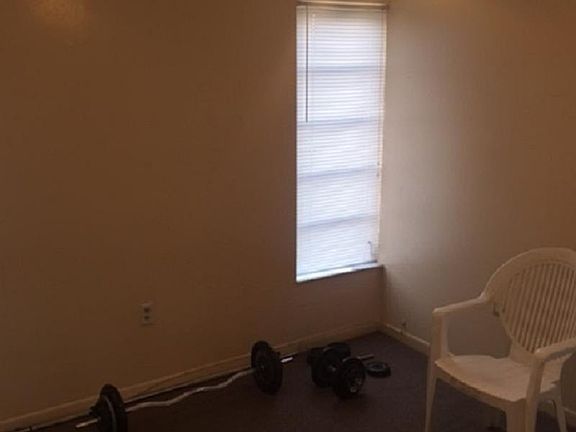 5th image of 4460 W 14th Ln #601