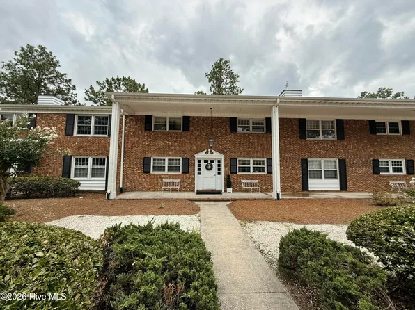 333 Driftwood Circle #C, Southern Pines, NC 28387