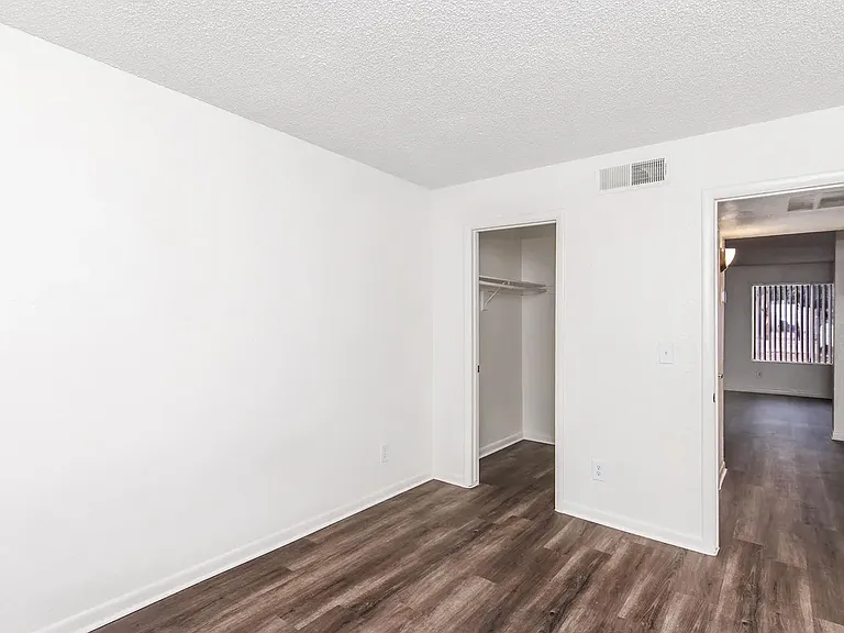 Crystal Pointe — Photo 38
