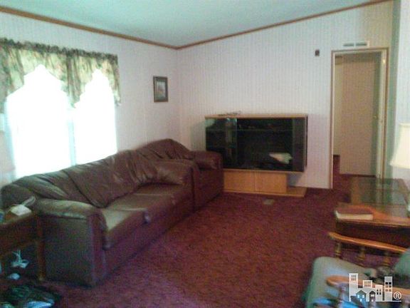 4th image of 9640 Holly Hills Drive NE