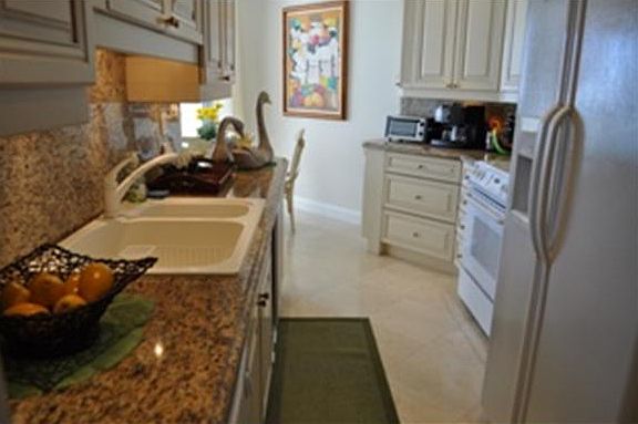 4th image of 16425 Collins Ave APT 1212