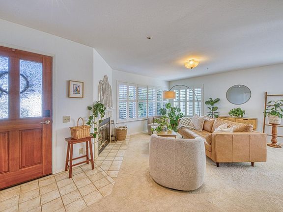 5th image of 4 Primrose Cir