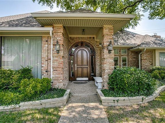 2nd image of 2101 McDaniel Cir