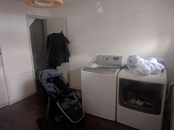 Entranceway, Laundry Room