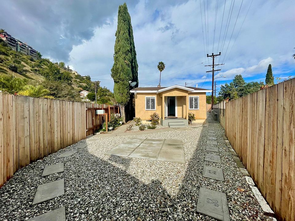 1st image of 4869 Marmion Way