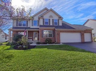 1919 Sunny Creek Ct, Grove City, OH 43123