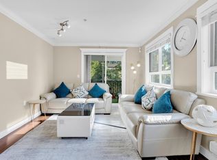 1130 Ewen Ave #3, New Westminster, BC V3M 5E4