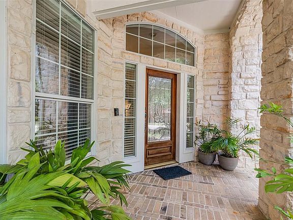 3rd image of 5722 Ballina Canyon Ln