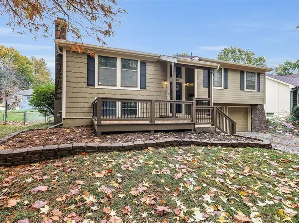 520 Concord St, Belton, MO 64012