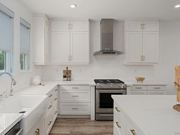 2nd image of 2731 Via Avella Dr
