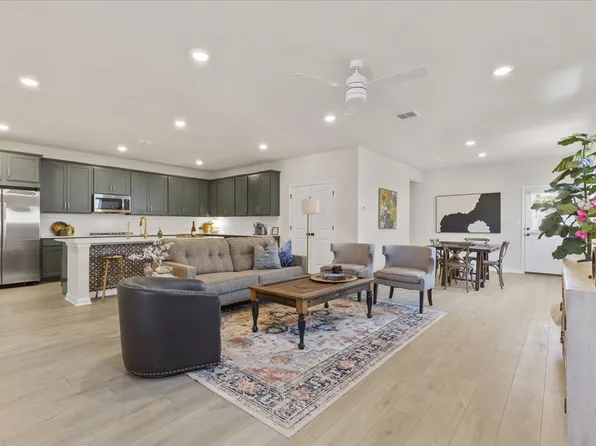 272 Ranier Way, Dripping Springs, TX 78620