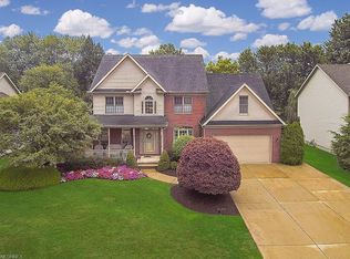 7334 Bauer Ln, Mentor, OH 44060