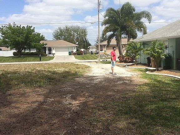 3rd image of 228 SE 15th Ter