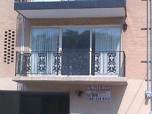 2nd image of 2930 N Harlem Ave APT 1D