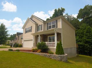 1521 Essexwood Dr, Fuquay Varina, NC 27526