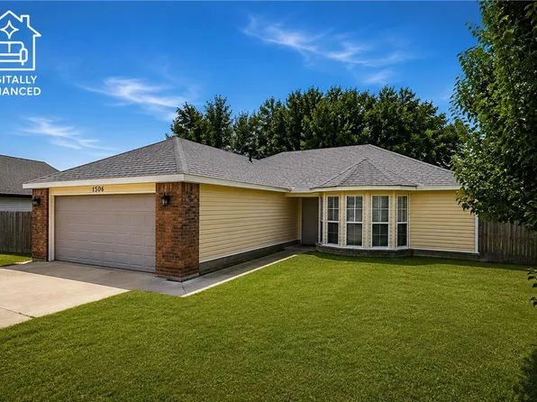 1506 Moody Ln, Springdale, AR 72764