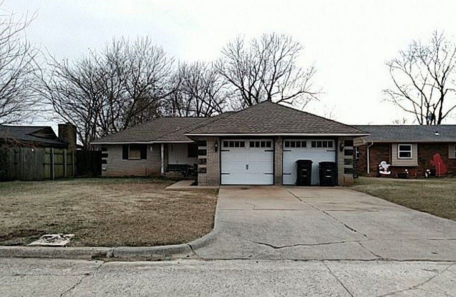 1st image of 817 Eagle Dr