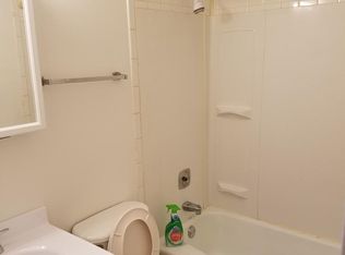 319 W McKinley Rd APT 7, Ottawa, IL 61350