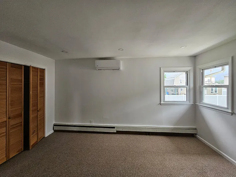83 Louis Ave #2 — Photo 20