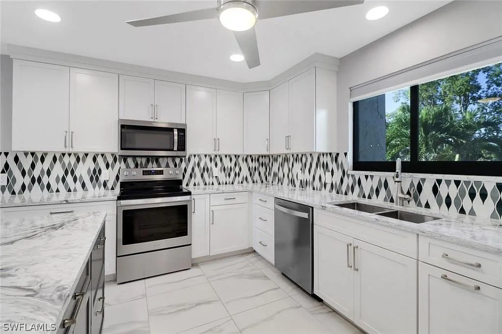 4410 Taffrail Ct, #2B — Photo 2