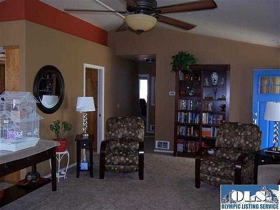 The next several pictures are of the living room. It should give you a good idea of what it looks like.  I think it looks yummy!