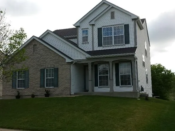 2118 Preswick Ln, Woodstock, IL 60098