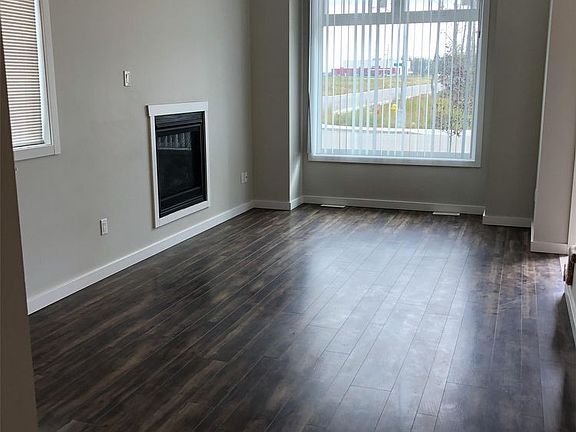4th image of 9026 74th St