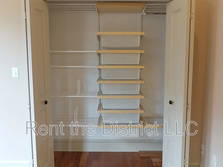 1130 5th St NW #3 — Photo 20