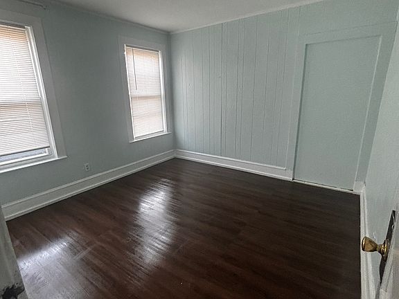 4th image of 65-65A Chatham St #3