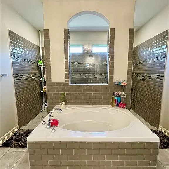1813 Monterey Bay Dr — Photo 12