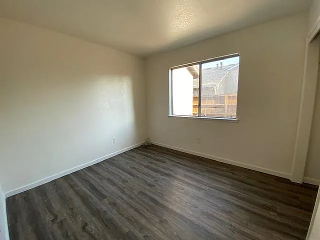 574 Shawn Vines Ave — Photo 17