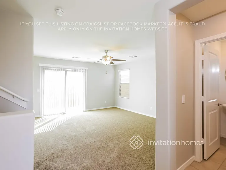 3907 S 79th Ln — Photo 5