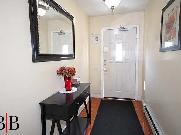 1039 East 86th Street image 19 of 22