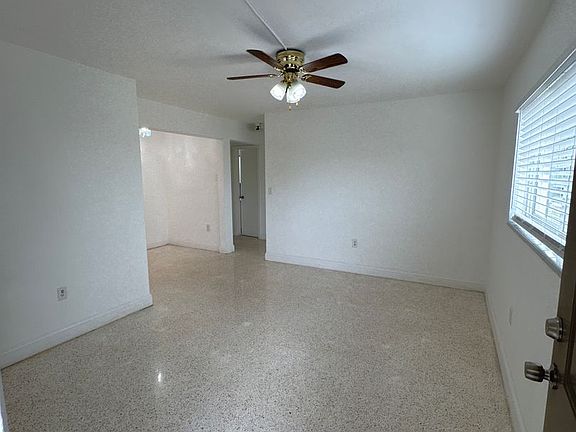 4th image of 2429 SW 9th St APT 7
