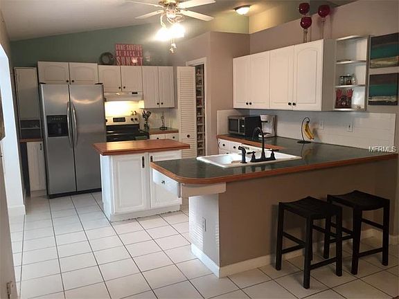 4th image of 370 Burriss Dr