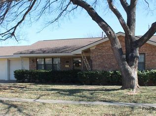 819 Mimosa St, Burkburnett, TX 76354