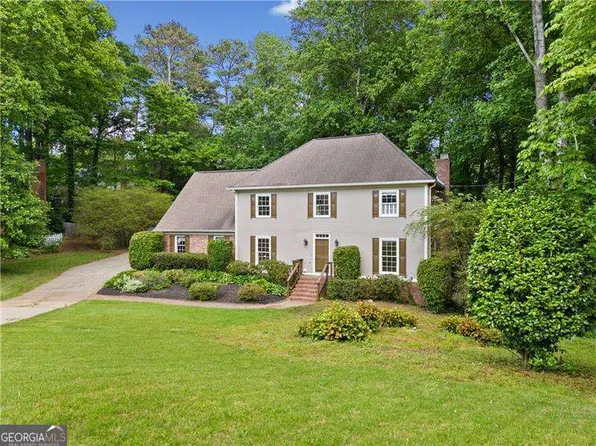 1864 Gloucester Ct, Snellville, GA 30078