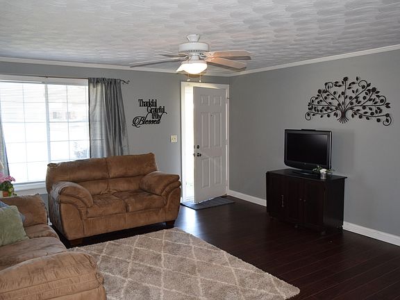 2nd image of 7885 Rustic Woods Dr