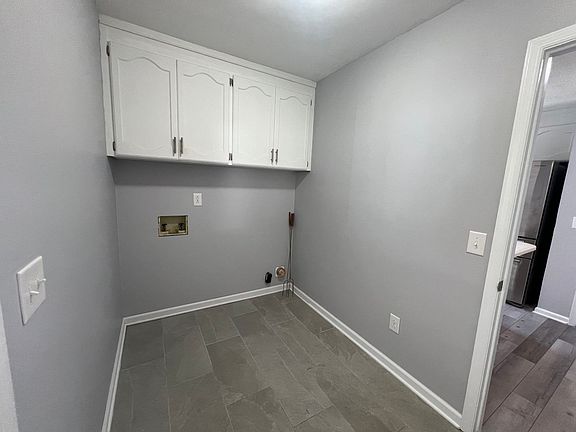 5th image of 504 Candlewood Dr