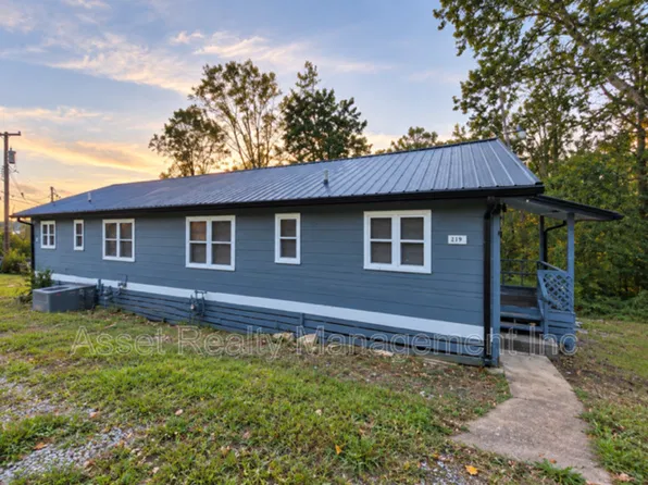 219 Highland Ave, Oak Ridge, TN