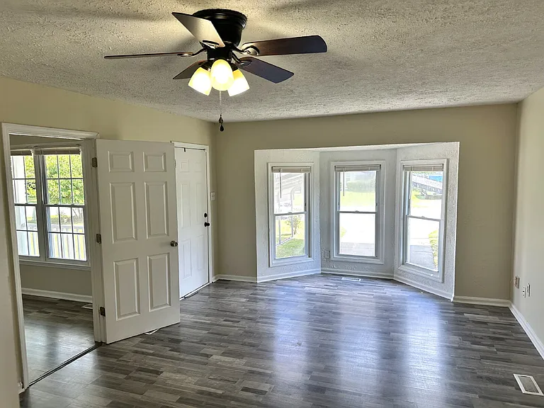 4938 Tangerine Dr — Photo 9
