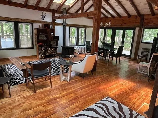 3 bed, 1100 sqft, $2,875 — Photo 4