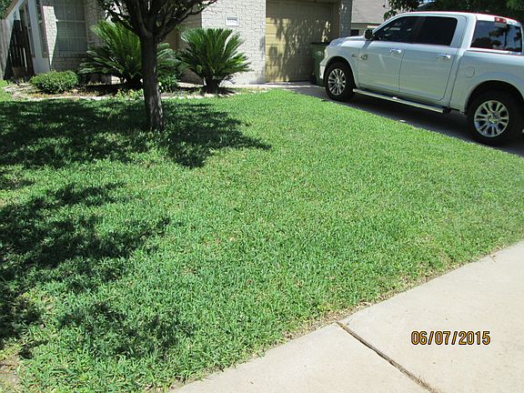 3rd image of 1550 Parkfield Cir