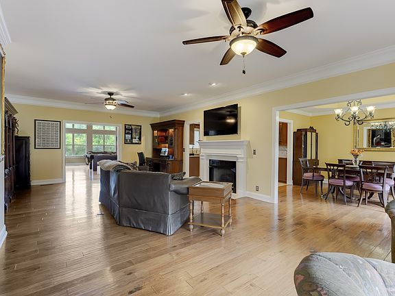 9th image of 1446 Kittrell Rd