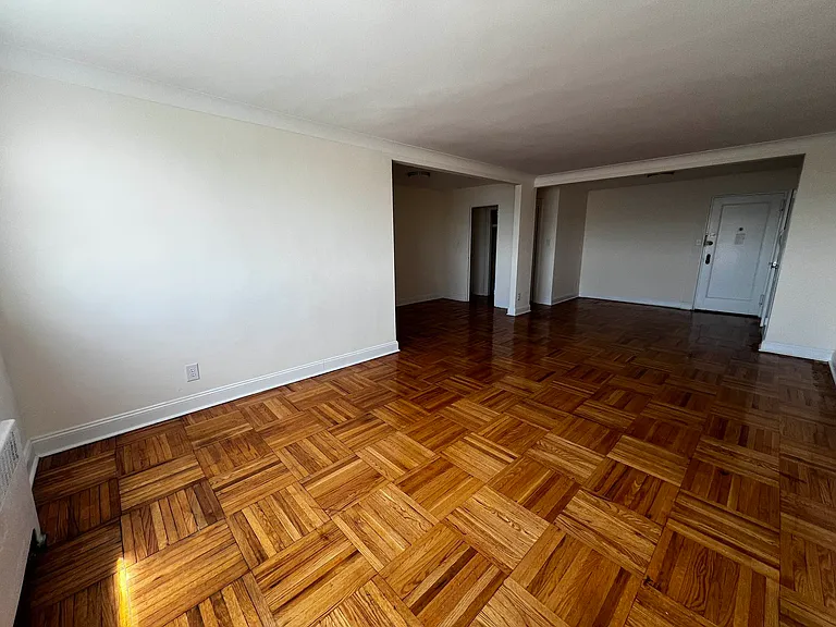 143-40 41st Ave #6B — Photo 2